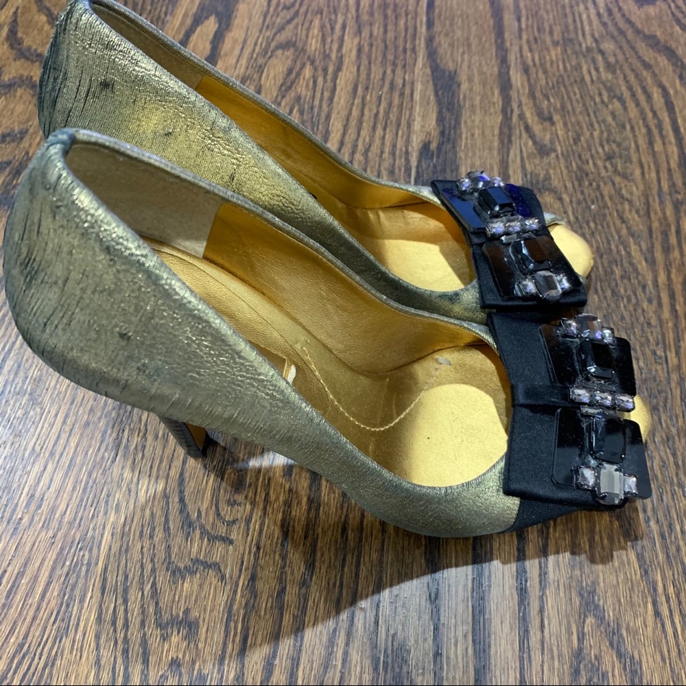 BCBG Max AZRIA antique gold with black bow